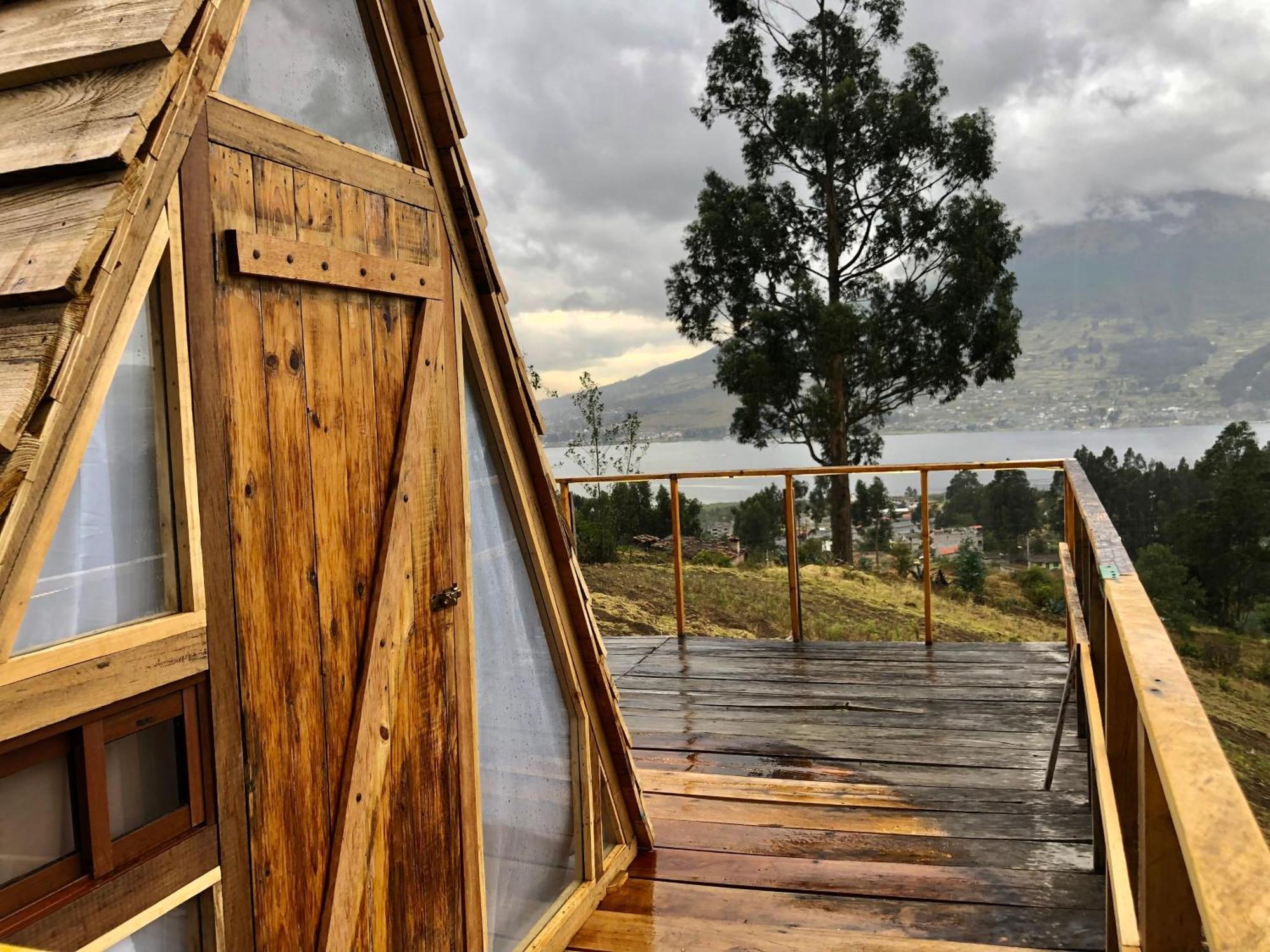 Cabanas Y Glampings Balcon Del Lago Otavalo Exterior foto