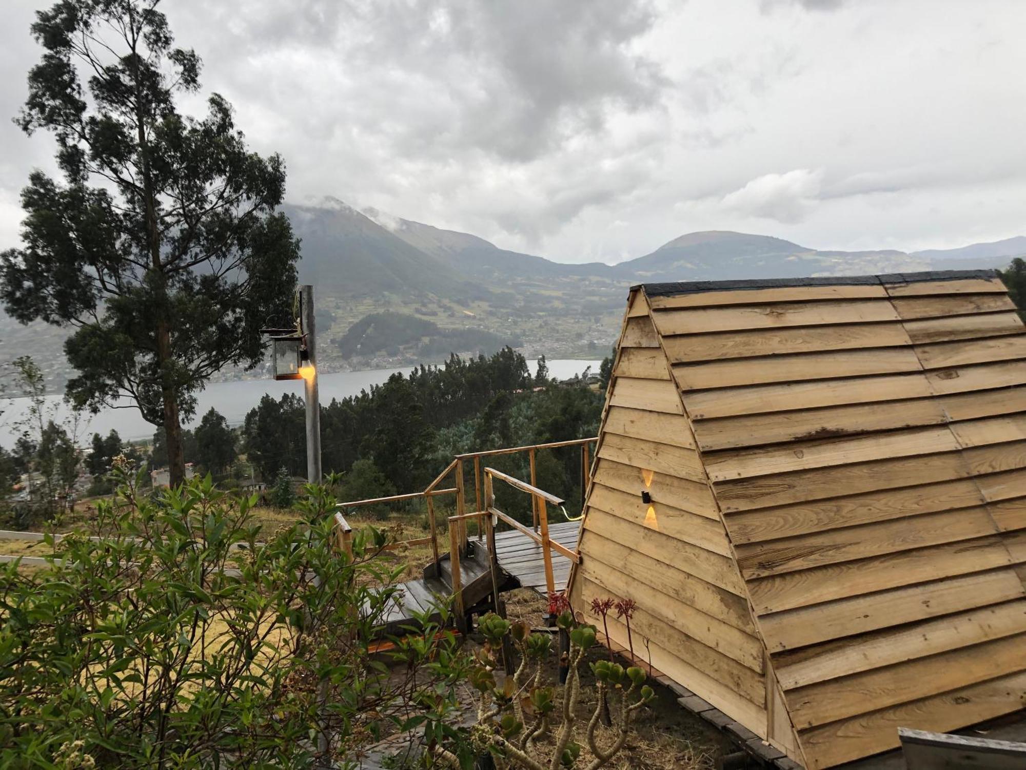 Cabanas Y Glampings Balcon Del Lago Otavalo Exterior foto